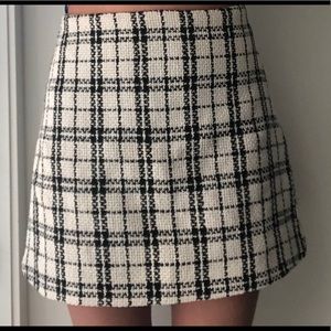 Checkered skirt!